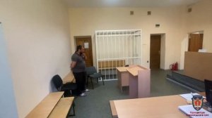 Красноярец без прав налил в анализы воду из унитаза и получил условный срок
