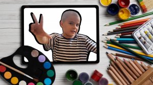 Большой Эр экспериментирует: делает айсберг и полярное сияние. Видео для детей