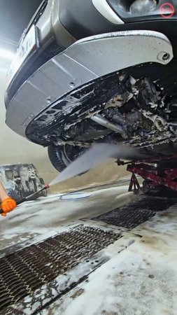 Мойка М3 Бухарестская. Мойка двигателя снизу на подъемнике со снятием защиты картера