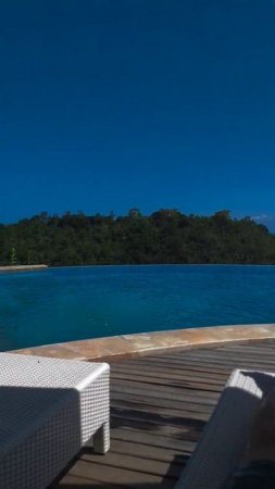 Нуса Пенида. Сидим в Kelingking Parama Resort. Nusa Penida. Relaxing in best hotel