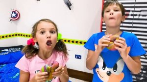 Мистер Макс Макс и Катя могут проходить через стены