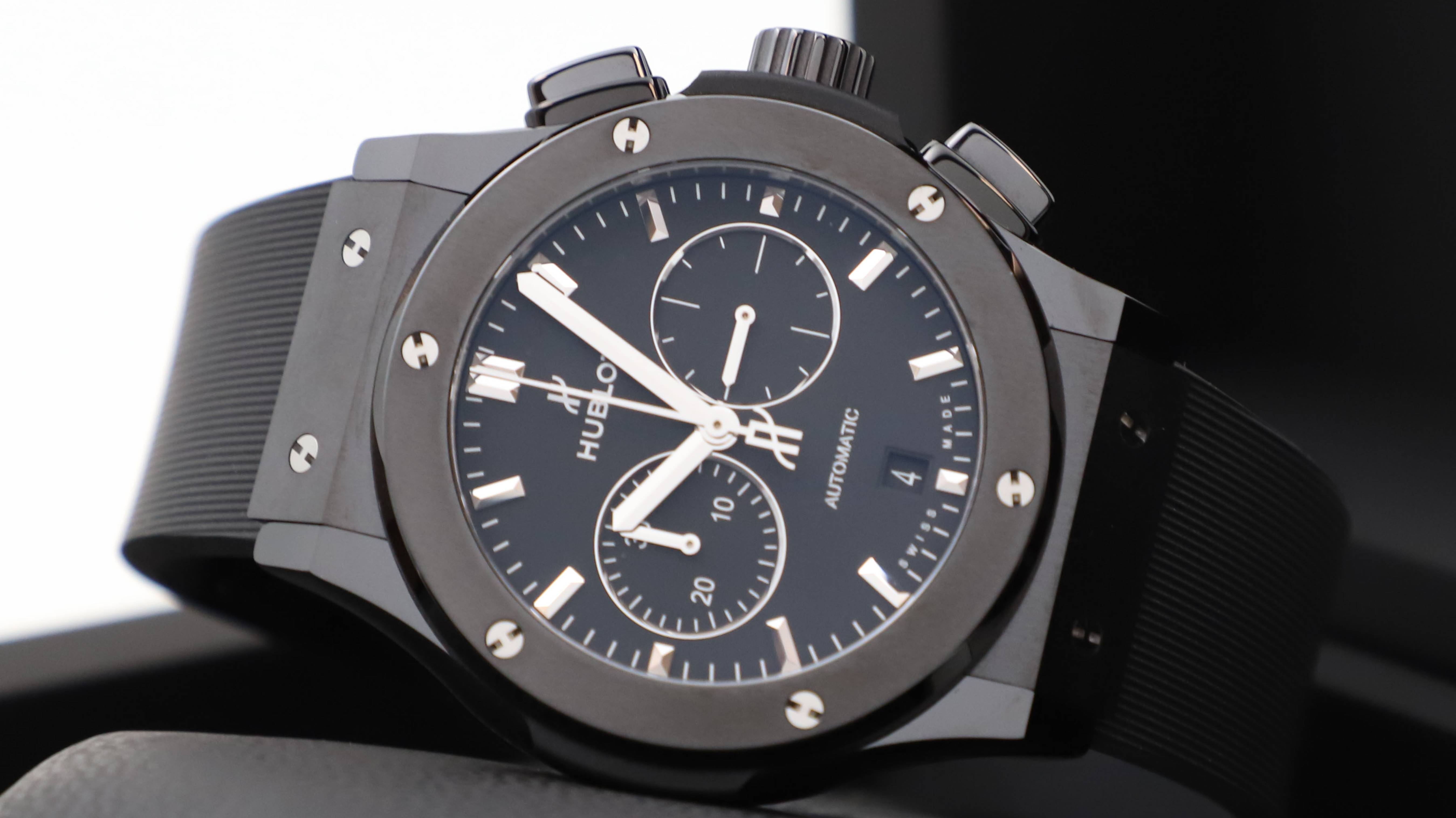 Hublot Classic Fusion Chronograph Black Magic 42 mm 541.CM.1171.RX смотреть онлайн