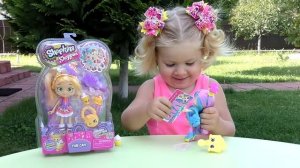 Диана и Рома Диана распаковывает Новые КУКЛЫ Шоппиз Shoppies Dolls