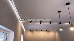 натяжной СТОК-ПОТОЛОК в гостинной.