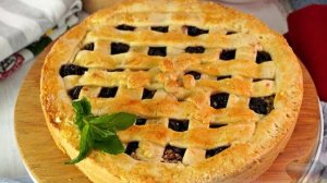 Сочная начинка с приятной кислинкой. ВИШНЕВЫЙ ПИРОГ С РЕШЕТКОЙ