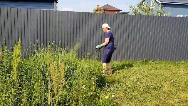 ( Архивное видео) Зарисовка от 12 июня 2024 год _ сегодня вместо ремонта занималась травой