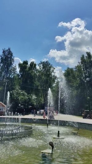 Фонтан в ЦПКиО Маяковского, Екатеринбург.