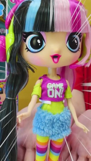 У кого красивее прическа?🩷🤩 Игрушки Decora Girlz: распаковка! Две новые куклы: Регина и Пикселз!