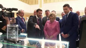 Валентина Матвиенко и Антон Алиханов посетили выставку российских инновационных разработок