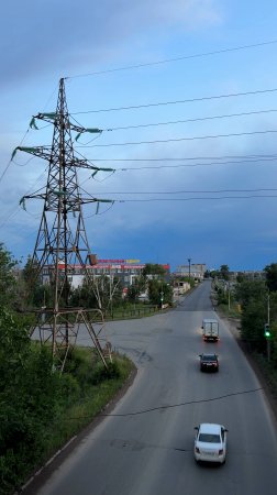 #Панорама Оренбурга - #Вид с моста на улицы #Шоссейная и Терешковой / #оренбург #мост #город