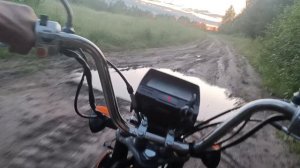 Покатушки с мотоцикл 72 кубов на грунтовой дороги. #бездорожье