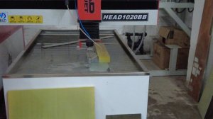 Станок гидроабразивной резки HEAD 1020BB - резка стекла