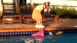 Диана и Рома ( Diana Roma ) - Диана совершает добрые дела и получает деньги