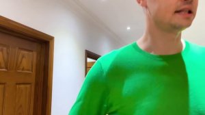 Мистер Макс Катя и Макс нашли маленького щеночка на пороге своего дома