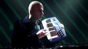 Roger Shah & DJ Feel featuring Zara Taylor - One Life