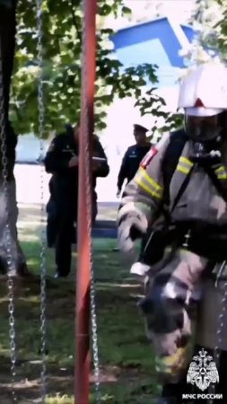 Мы первыми приходим на помощь! #МЧС #МЧС15 #МЧСвТренде #shorts #shortsvideo #firefighter