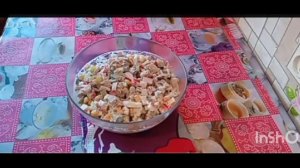 САЛАТ КРАБОВЫЕ ПАЛОЧКИ И КОПЧЕНАЯ ГРУДКА