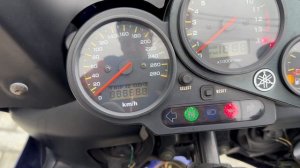 Обзор мотоцикла Yamaha fzs1000.