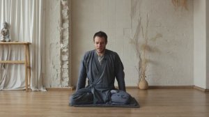 Что сделать, чтобы в медитации не затекали ноги