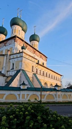 Старинная архитектура России Воскресенский собор в городе Тутаев Романов-Борисоглебск