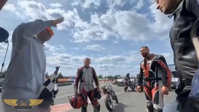 Мотогонки на открытом треке