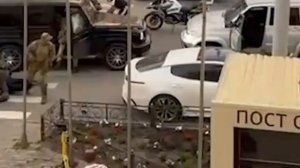 В Екатеринбурге силовики задержали главу азербайджанской диаспоры Шахина Шыхлинского.