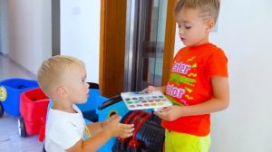 Влад и Никита Никита хочет быть хорошим братом для Криса