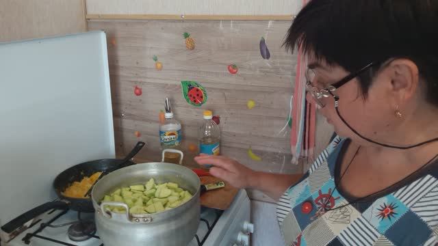 Жизнь в деревне - Заготовки на зиму: Кабачковая икра вкусная нежная