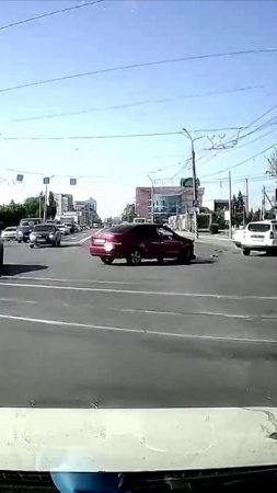 Авария в Омске у цирка