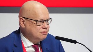 Алексея Лаврова освободили от должности замминистра финансов из-за выхода на пенсию