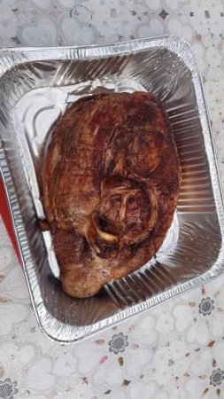 Готовим нежнейший свиной окорок, и запечённый картофель со специями для гарнира! #shorts  #рецепт
