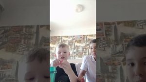 китайские сладости против русских сладостей !  
🇨🇳🍭 🆚 🇱🇮🍭