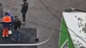 Новые технологии укладки асфальта запечатлели в Подмосковье. В Лобне.