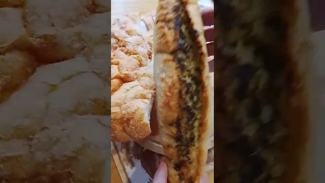 В кафе Цех85 очень вкусный хлеб и выпечка.Рекомендую😊 Приятного просмотра ❤️
