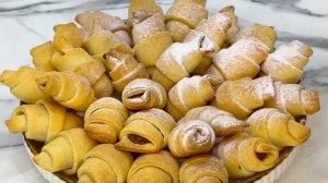 Нежные РОГАЛИКИ со сгущёнкой...🥐🍶😋    Рецепт в описании ✍️