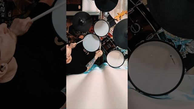 Skindred&Papa Roach-Warning 
|DRUMCOVER|🥁
#metal #alternative #paparoachcover #skindred #drums #cov