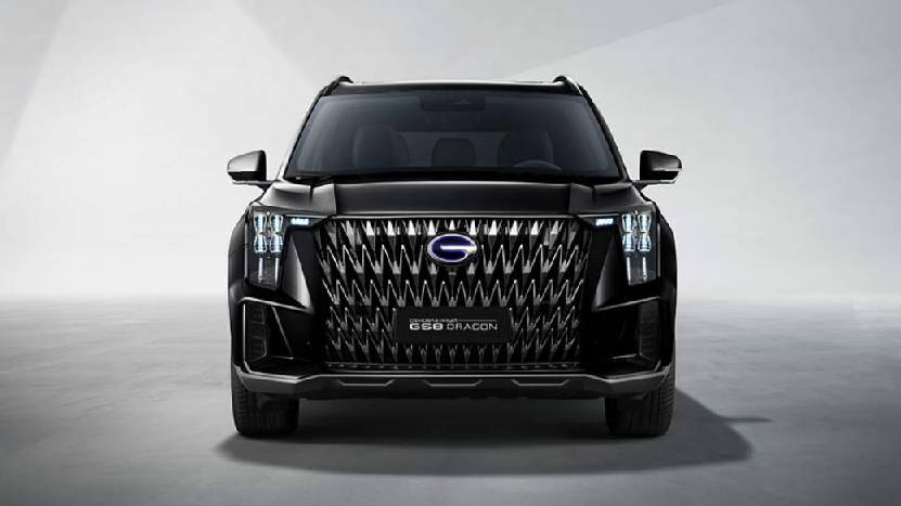 GAC начал продажи гибридного кроссовера GS8 Dragon в России