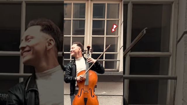 Неуличные артисты