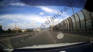 Учитель на дороге в Улан-Удэ что привело к ДТП, правильно сделал?