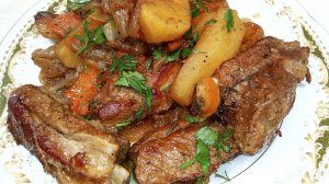 Мясо с картошкой на сковороде👍😘