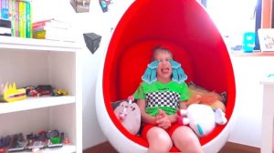 Мисс Кэйти и Мистер Макс (Miss Katy) Макс и Кэти меняются местами в своих комнатах