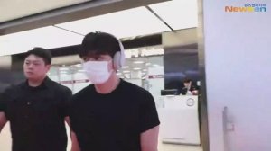 Видео прибытия Тэхёна в аэропорт Gimpo  01.07.2025г
