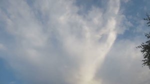 Ангел-Русалка в Небе над Сибирью. Чудеса на Небесах. Знаки Символы. Явления...