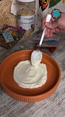 ПП-сырники с вяленой клубникой (WB: 322955772) и миндальными лепестками (WB: 321064822) ✨