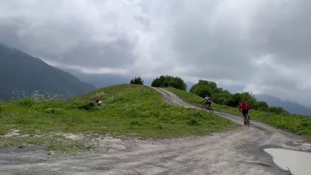 Осетия с колес велосипеда смотреть онлайн