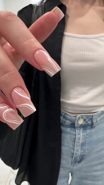 Ручная роспись на ногтях в абстрактном стиле смотреть онлайн