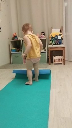 Полюша пупс злится!