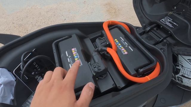 ОБЗОР НОВИНКИ 2025 ЭЛЕКТРОСКУТЕР ZEEHO AE8S+ MY25 смотреть онлайн