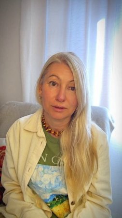 Кровь — это не просто биология.
Это ЖИЗНЬ, которая течёт в тебе.
Это твой Ритм. Твоя Сила.