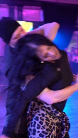 Street Tango. Александр Фролов и Ксения Александрова #танго #тангонуэво #неотанго #танцы